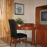 Faraone 3* Cercola