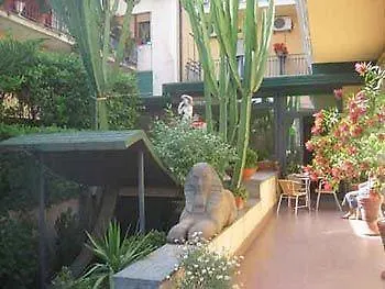 Faraone Hotel 3*